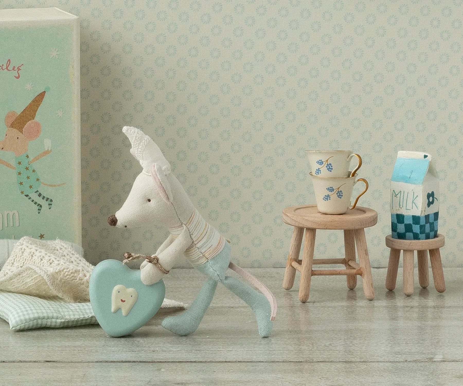 Maileg Table & Stool - Image 3