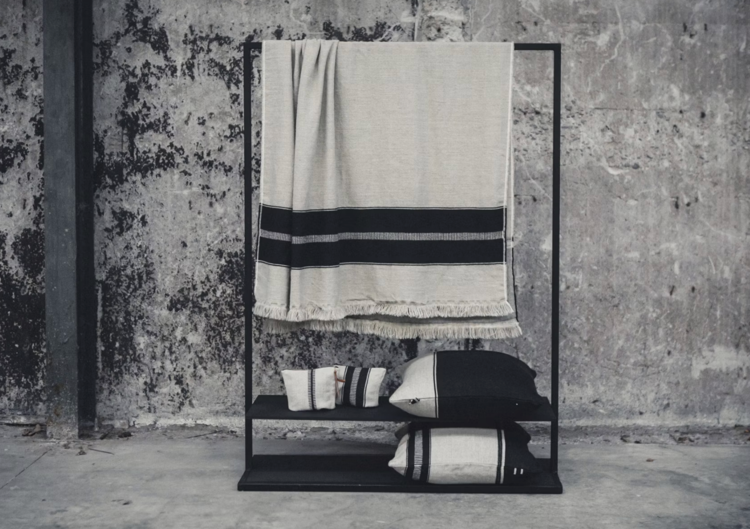 Marshall Throw - Image 3