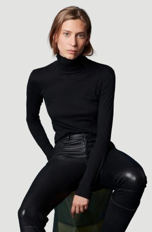 Soft Touch L/S Turtleneck