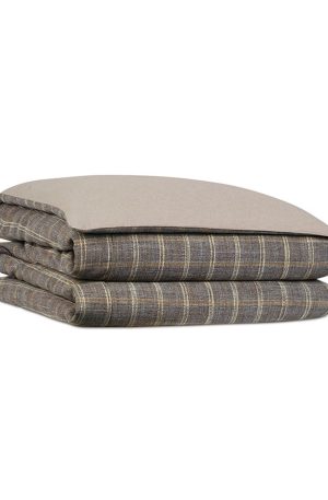 Hastings Plaid Comforter