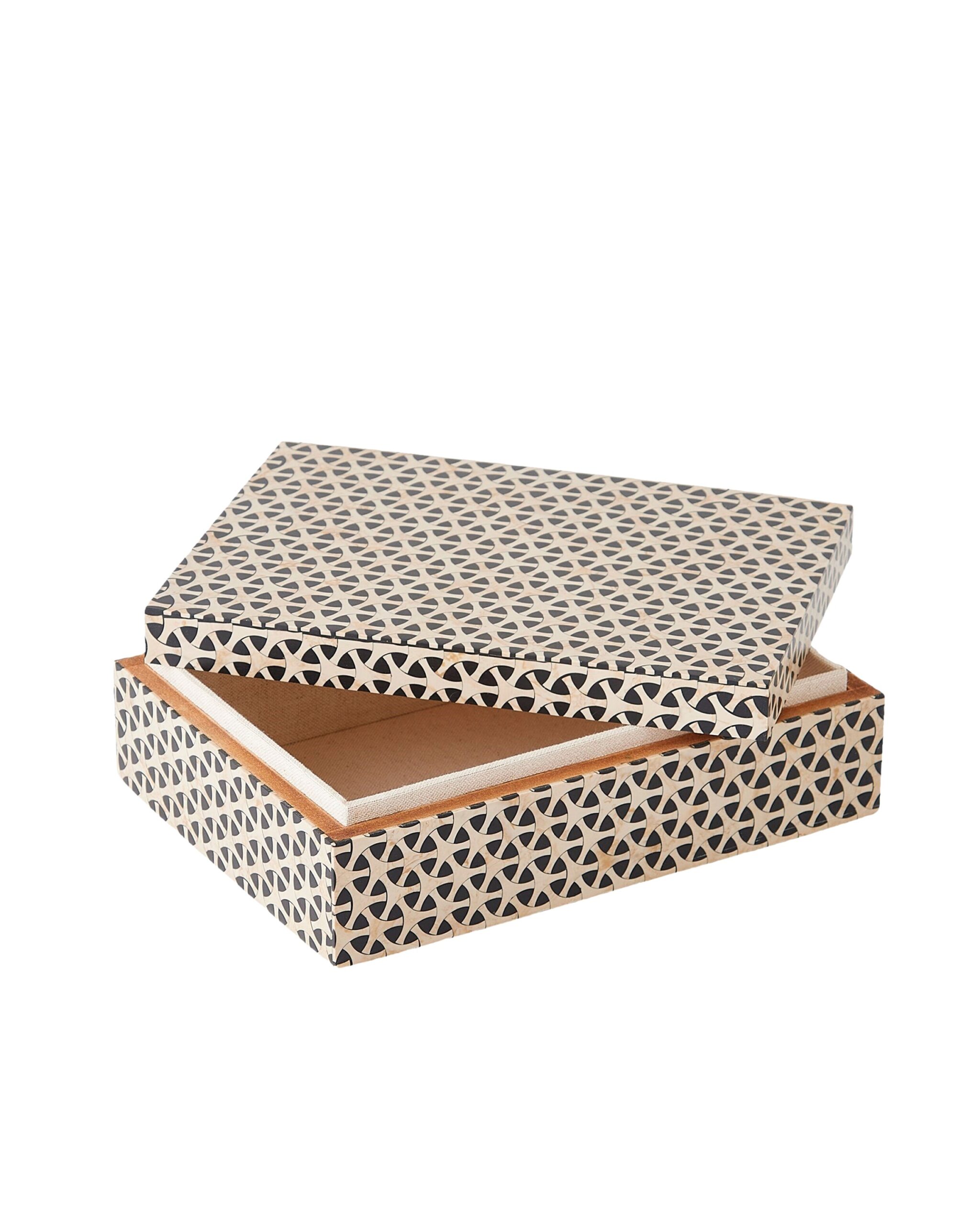 Infinity Box M