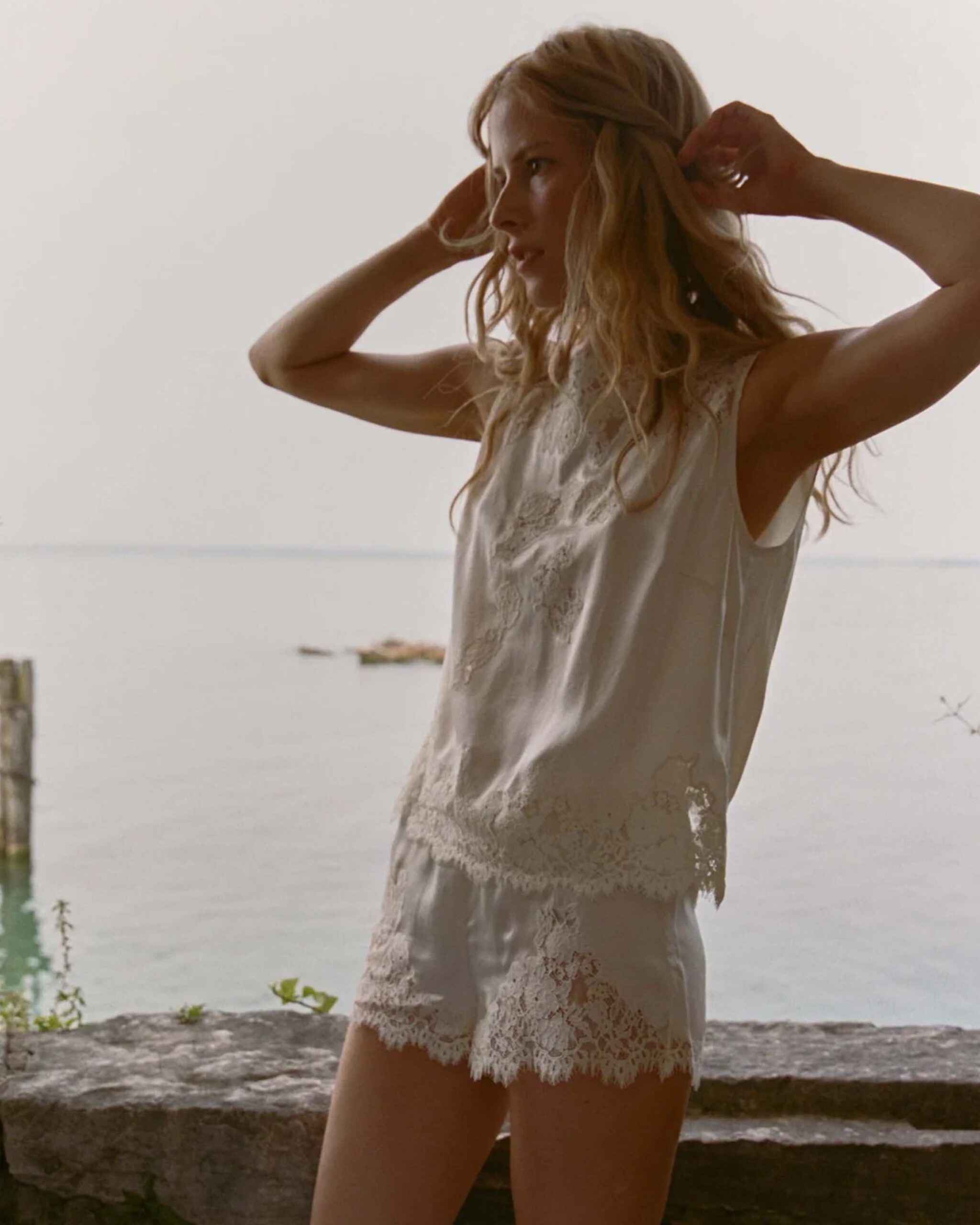 Iona Short - Image 4