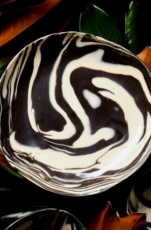 Porcelain Serving Bowls – Black & White 10″