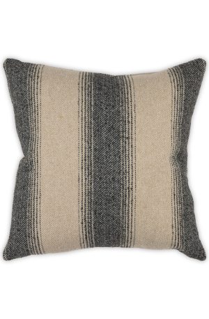 Reed 24×24 Pillow