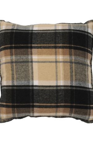 Trapper Plaid 20×20