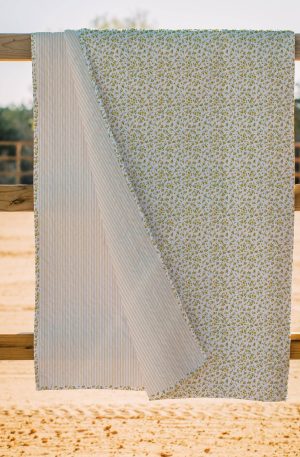Tricia Floral Yellow Quilt